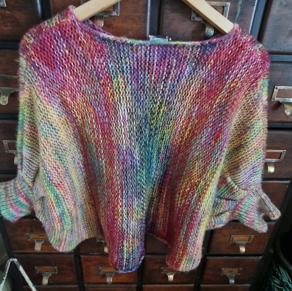 Rainbow cropped batwing jumper by Puff&,Bear - Picture 4 of 4